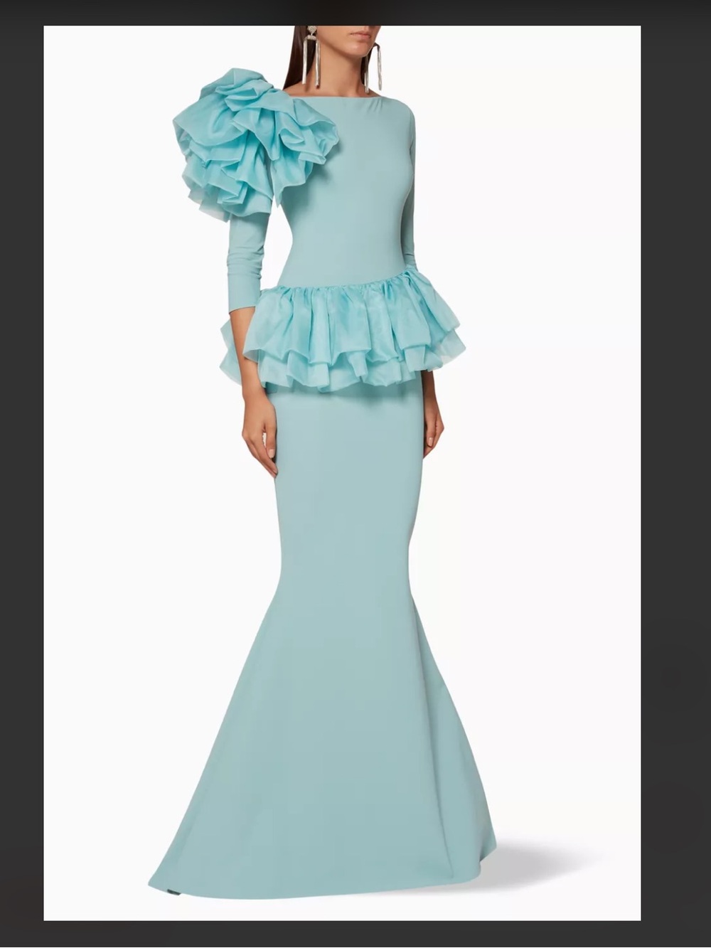 $1200 CHIARA BONI LA PETITE ROBE
Light-Blue Organza-Ruffle Glanys Gown Mermaid